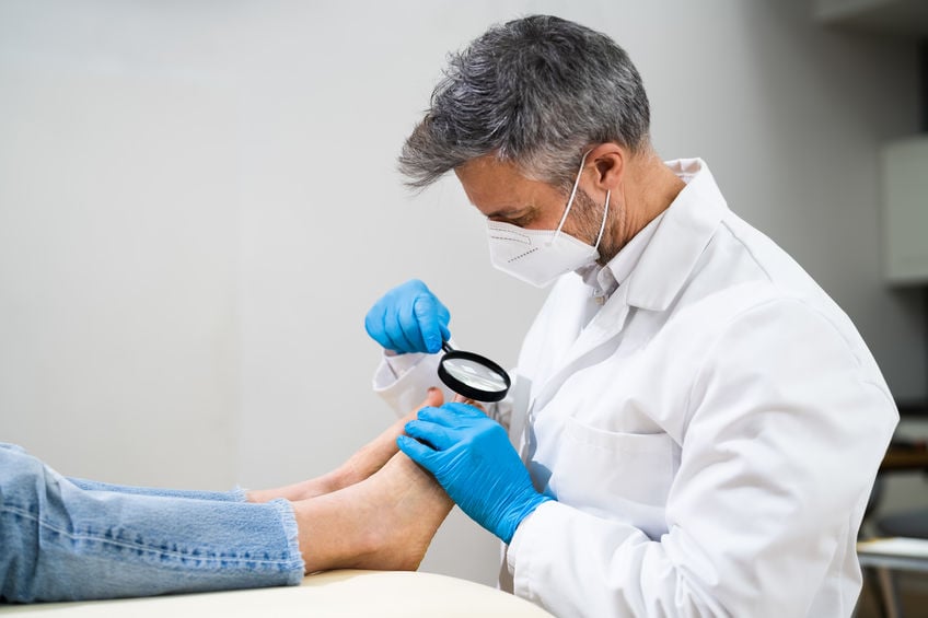 mackinaw-surgery-center-Say-Goodbye-To-Foot-Pain-Minimally-Invasive-Bunion-Surgery
