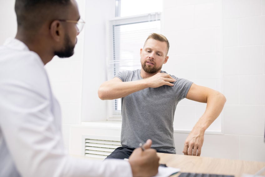 mackinaw-surgery-center-When-To-See-A-Surgeon-3-Signs-You-Need-Bicep-Tenodesis
