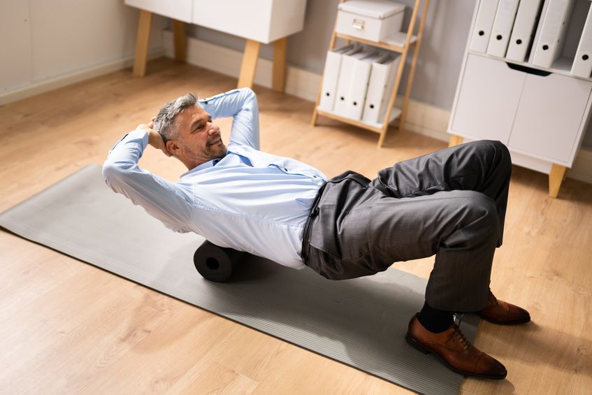 mackinaw-surgery-center-Finding-Relief-From-Sciatica-Minimally-Invasive-Procedures-For-Chronic-Leg-Pain
